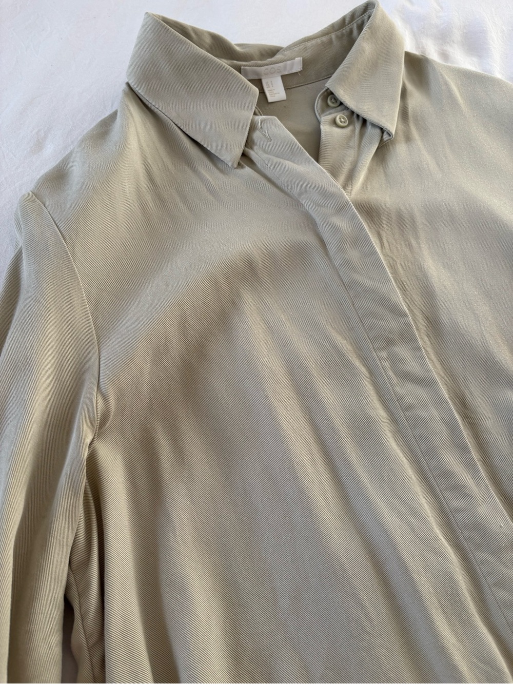 COS Matcha button down Shirt - Picture 2 of 4